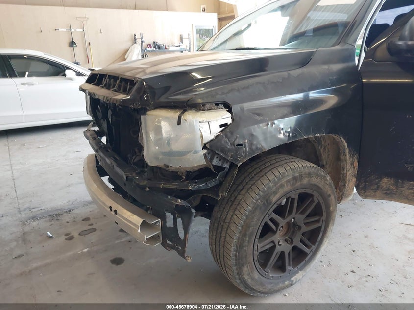 2017 Toyota Tundra Sr5 4.6L V8 VIN: 5TFEM5F17HX118105 Lot: 45678904