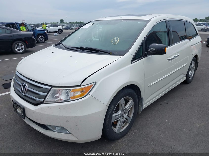 2013 HONDA ODYSSEY auction photo 2