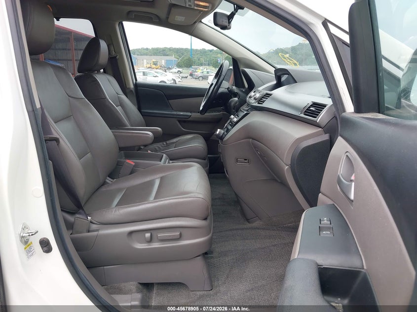 2013 HONDA ODYSSEY auction photo 5