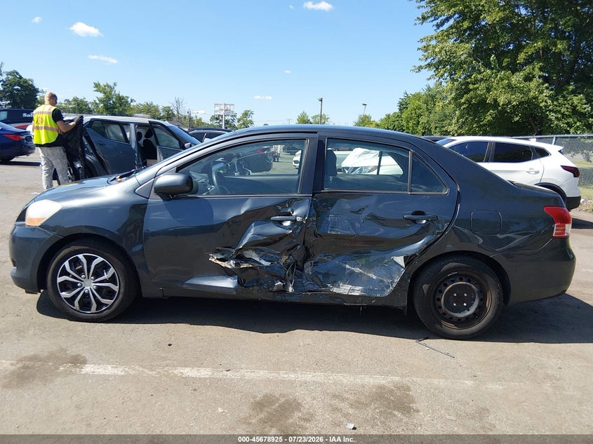 2010 TOYOTA YARIS auction photo 6