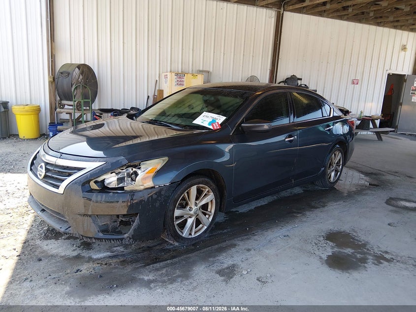 2013 Nissan Altima, Normal Wear & Tear, IAAI, VIN 1N4AL3AP2DN465239 — photo 2