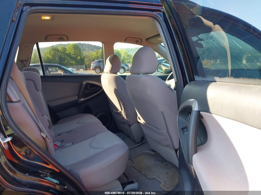 2007 TOYOTA RAV4 auction photo 8