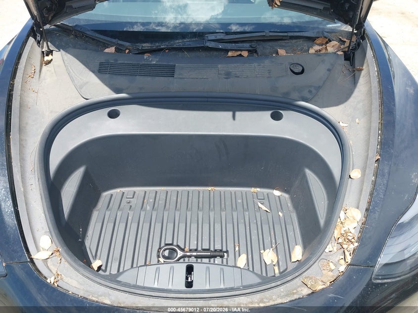 2022 Tesla Model 3 Long Range Dual Motor All-Wheel Drive VIN: 5YJ3E1EB1NF335324 Lot: 45679012