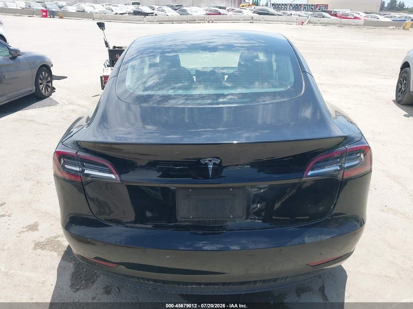 2022 Tesla Model 3 Long Range Dual Motor All-Wheel Drive VIN: 5YJ3E1EB1NF335324 Lot: 45679012