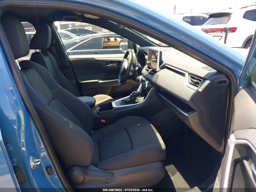 2025 TOYOTA RAV4 HYBRID auction photo 5