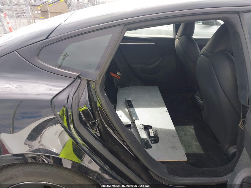 2021 Tesla Model S Long Range Dual Motor All-Wheel Drive VIN: 5YJSA1E54MF428239 Lot: 45679059