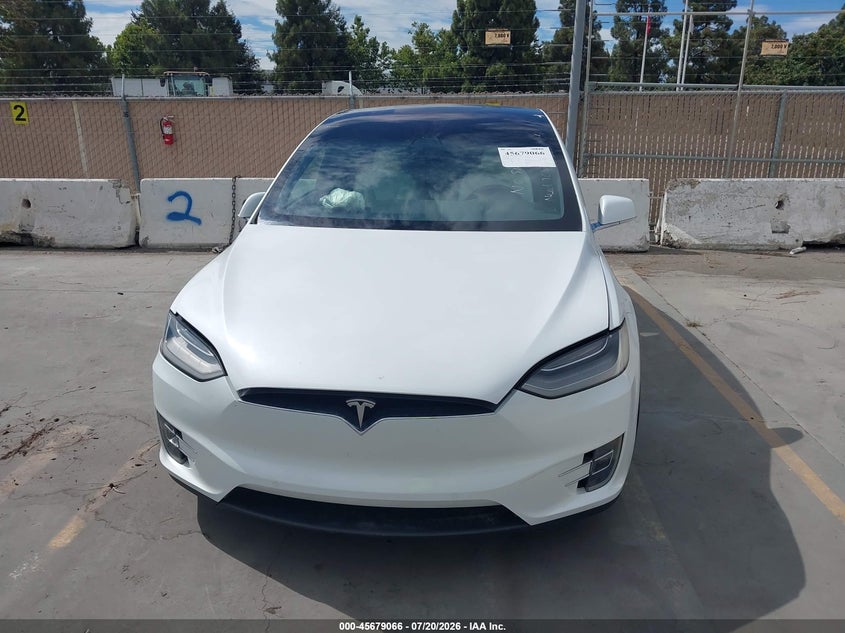 2020 Tesla Model X Long Range Dual Motor All-Wheel Drive/Long Range Plus Dual Motor All-Wheel Drive VIN: 5YJXCDE21LF303155 Lot: 45679066