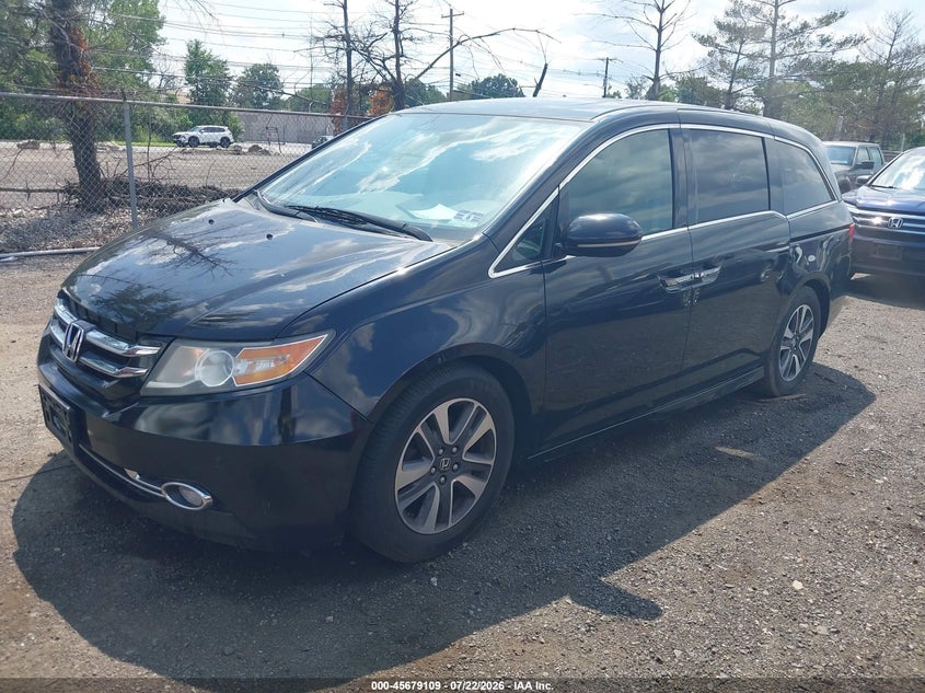 2015 Honda Odyssey, Normal Wear & Tear, IAAI, VIN 5FNRL5H98FB104339 — photo 2