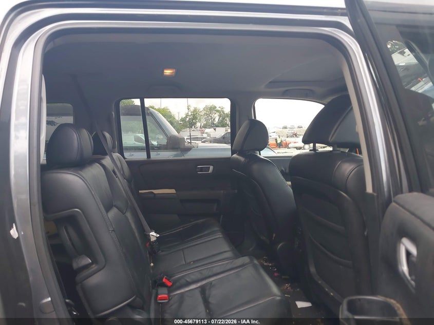 2010 HONDA PILOT auction photo 8