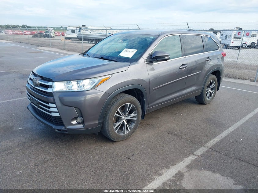 Vin: 5tdbzrfh1js486767, lot: 46177848, toyota highlander le plus 20182