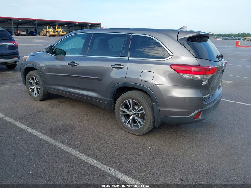 Vin: 5tdbzrfh1js486767, lot: 46177848, toyota highlander le plus 20183
