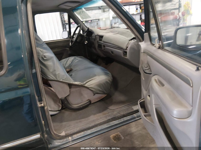 1994 FORD F150 auction photo 5
