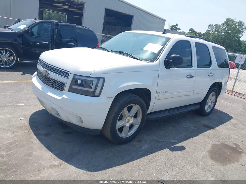 2008 Chevrolet Tahoe, Normal Wear & Tear, IAAI, VIN 1GNFC13048R122460 — photo 2