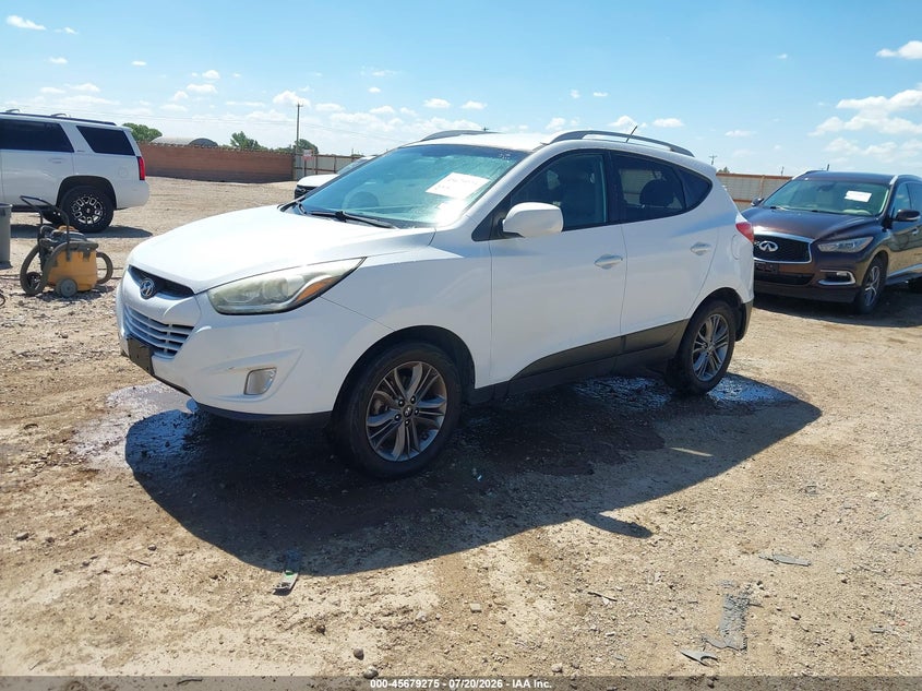2015 HYUNDAI TUCSON auction photo 2