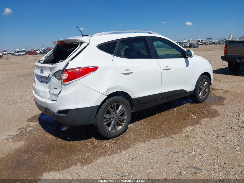 2015 HYUNDAI TUCSON auction photo 4