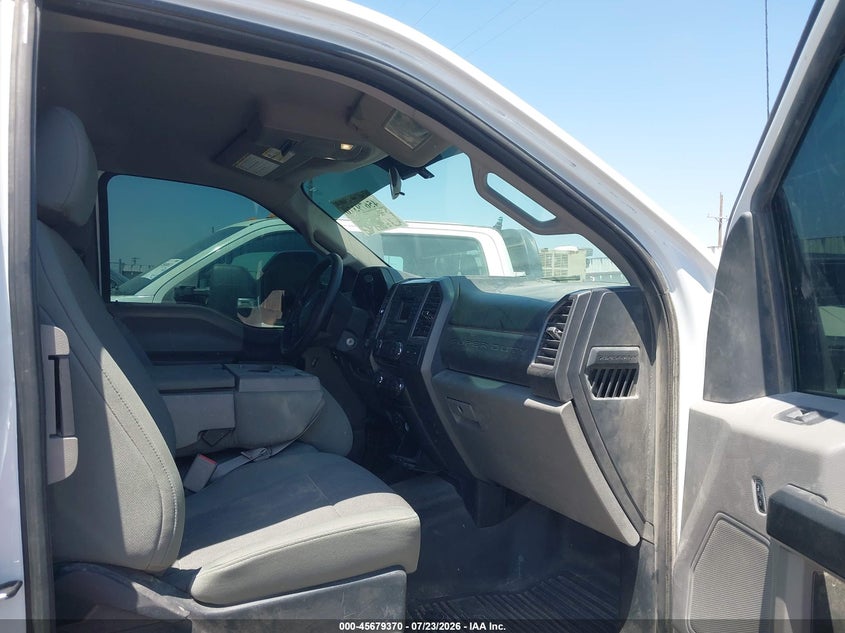 2017 FORD F-250 auction photo 5