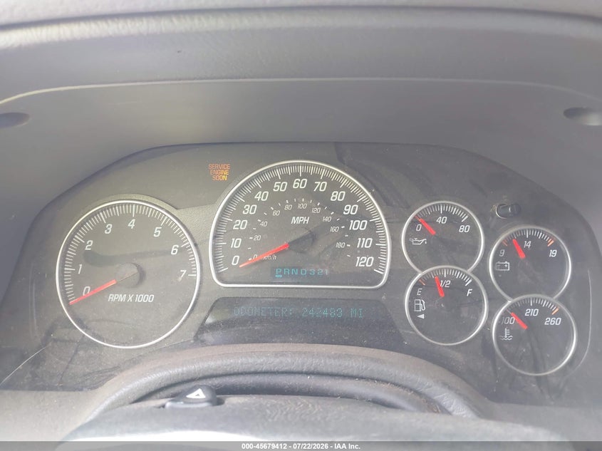 2004 GMC ENVOY XUV auction photo 7