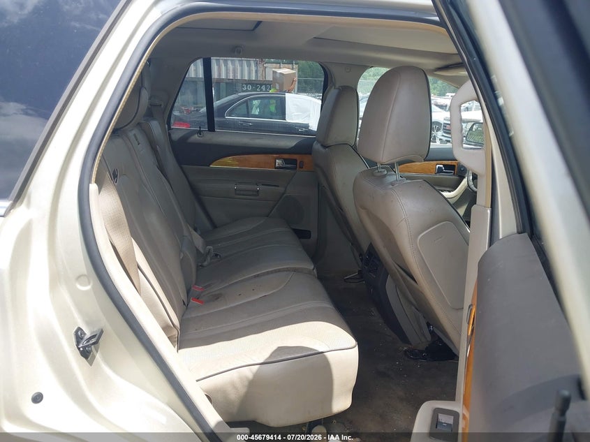 2011 LINCOLN MKX auction photo 8