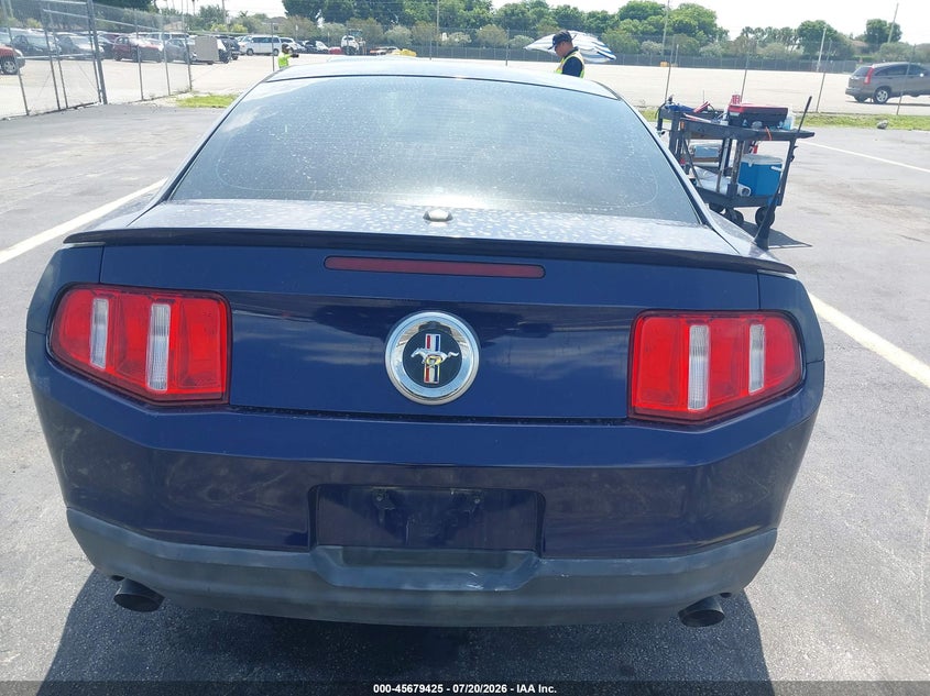 2012 Ford Mustang V6 Premium VIN: 1ZVBP8AMXC5231710 Lot: 45679425