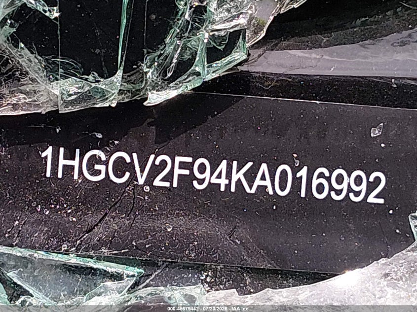 2019 Honda Accord Touring 2.0T VIN: 1HGCV2F94KA016992 Lot: 45679442
