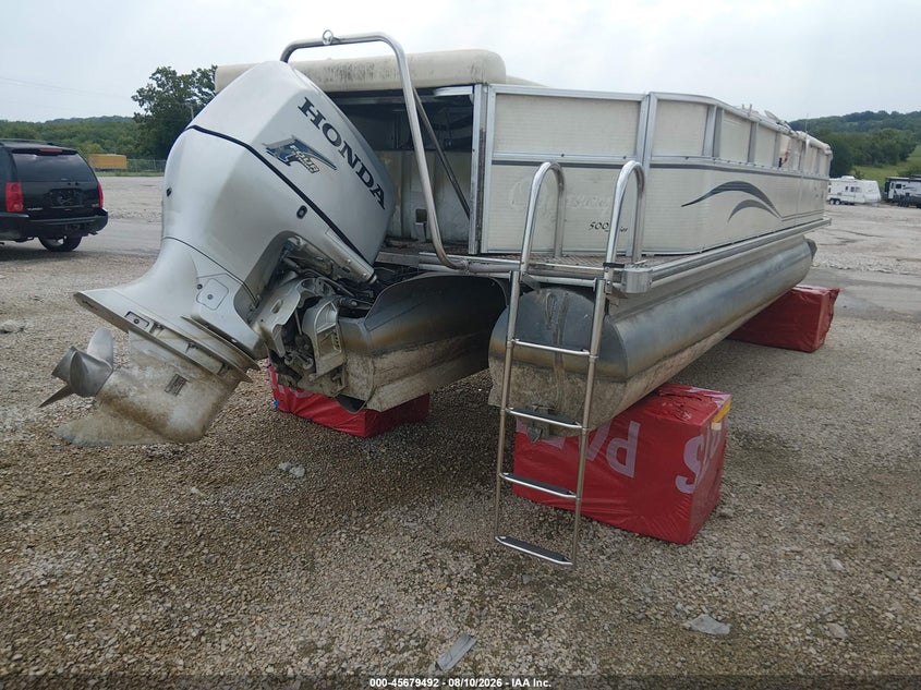 2005 ODYSSEY PONTOON auction photo 4