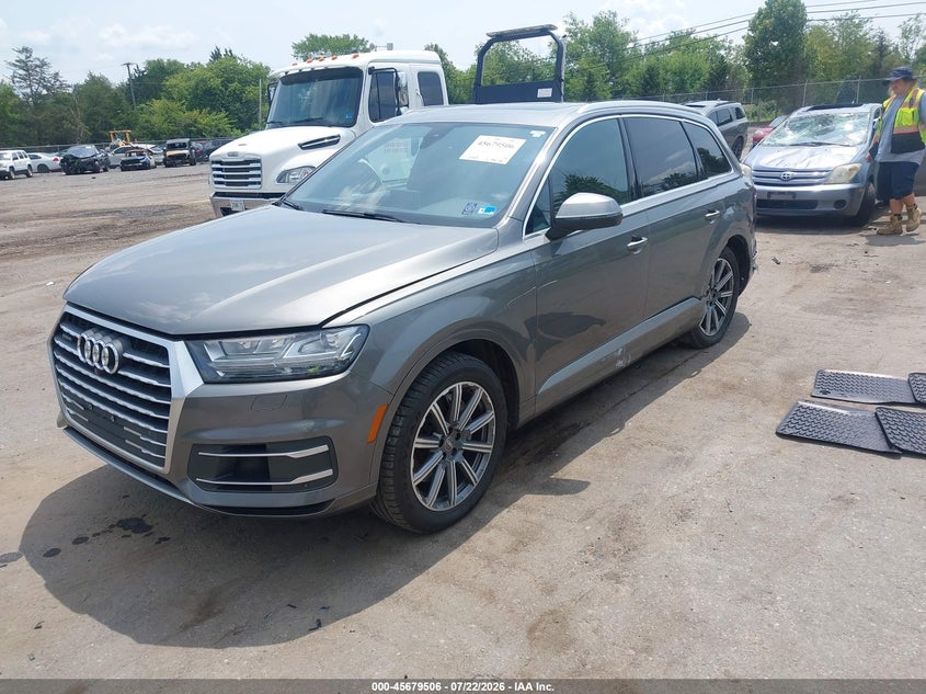 Vin: wa1laaf70hd027055, lot: 46178115, audi q7 3.0t premium 20172