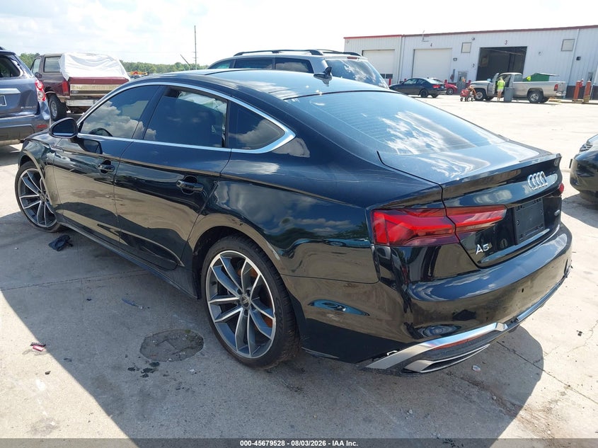 Vin: waufacf52na036833, lot: 46178137, audi a5 sportback premium plus 45 tfsi s line quattro s tronic 20223
