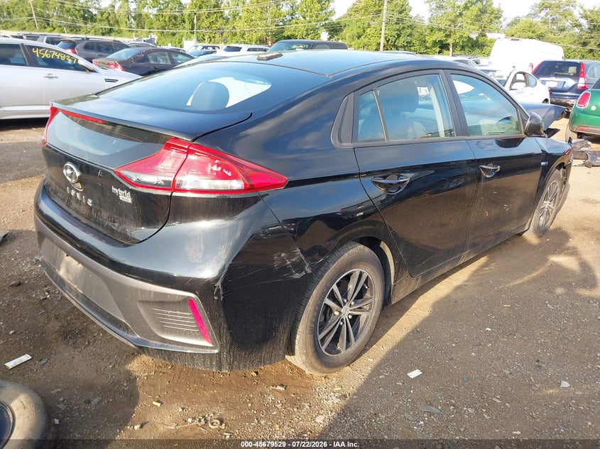 Vin: kmhc65lc4hu022467, lot: 46178138, hyundai ioniq hybrid blue 20174