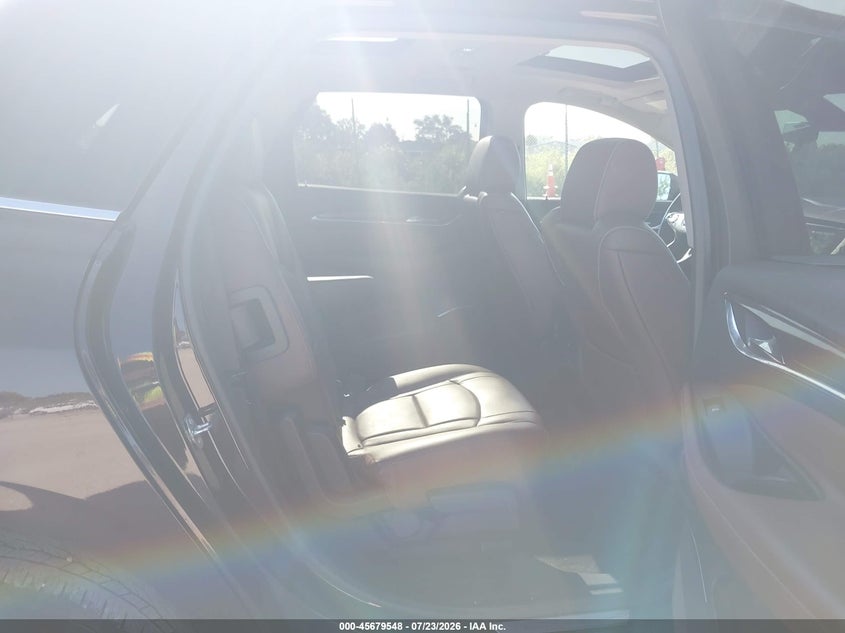 2021 BUICK ENCLAVE auction photo 8
