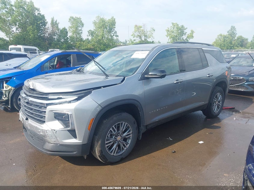 2025 CHEVROLET TRAVERSE auction photo 2