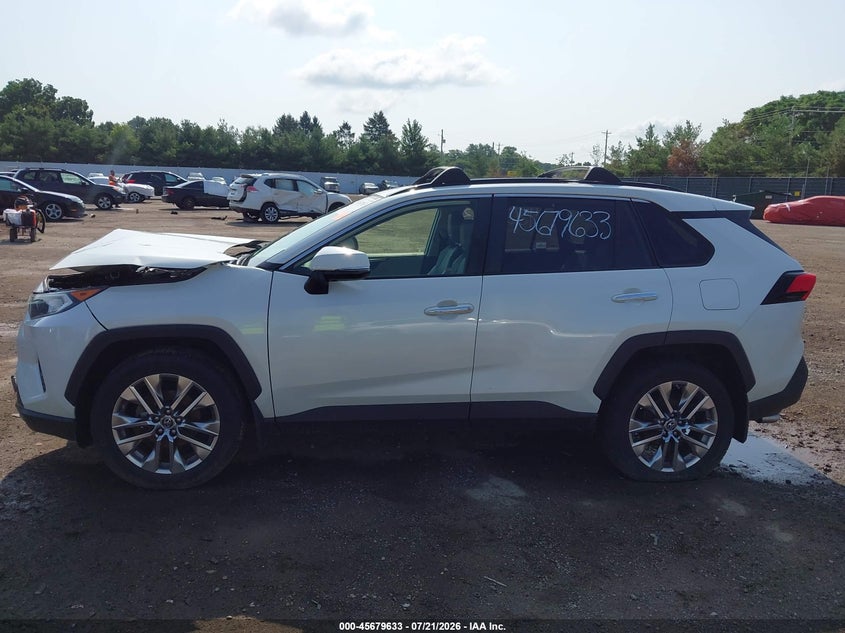 TOYOTA RAV4 - zdjęcie 15