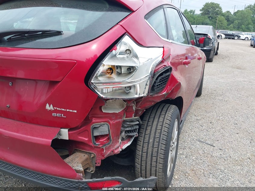 2012 Ford Focus Sel VIN: 1FAHP3M27CL315480 Lot: 45679647