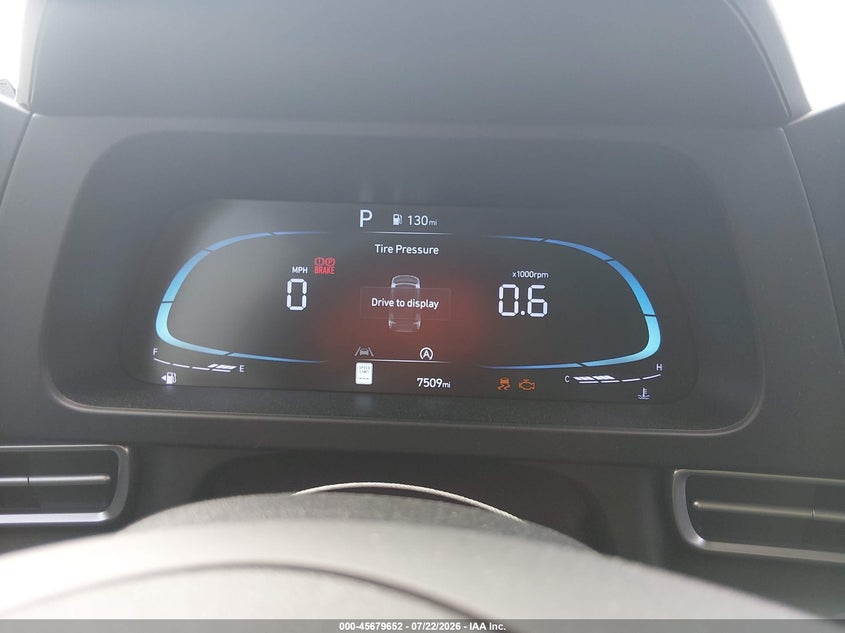 2026 HYUNDAI ELANTRA auction photo 7