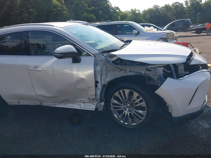 2023 TOYOTA VENZA auction photo 6
