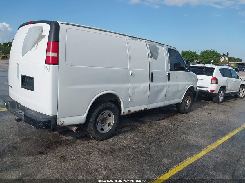 2008 CHEVROLET EXPRESS auction photo 4