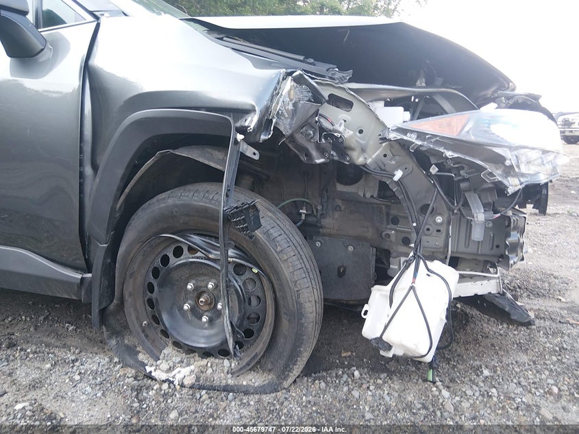 TOYOTA RAV4 - zdjęcie 18