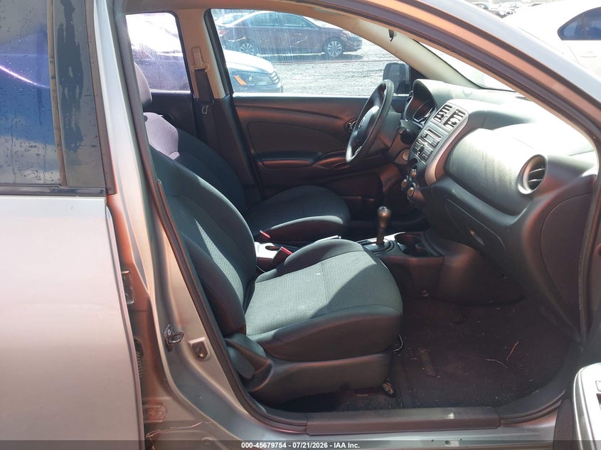 2013 NISSAN VERSA auction photo 5