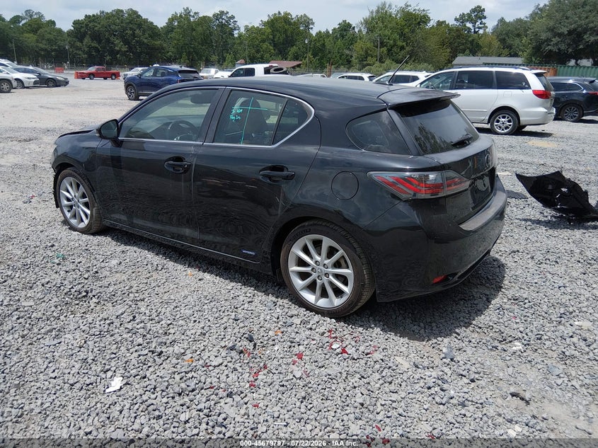 Vin: jthkd5bh3d2151081, lot: 46178406, lexus ct 200h 20133