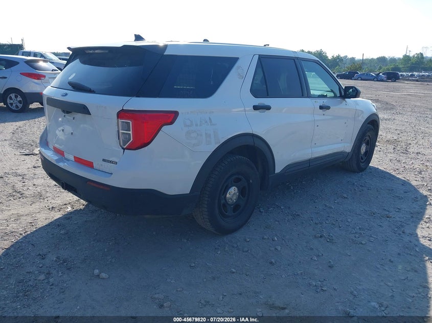 2020 FORD POLICE INTERCEPTOR UTILITY auction photo 4