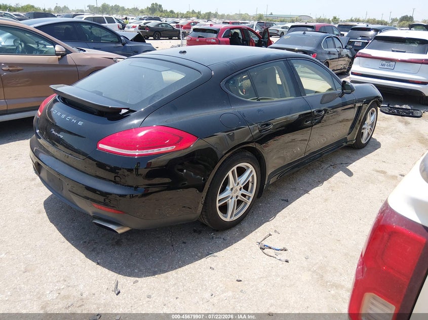 2014 PORSCHE PANAMERA auction photo 4