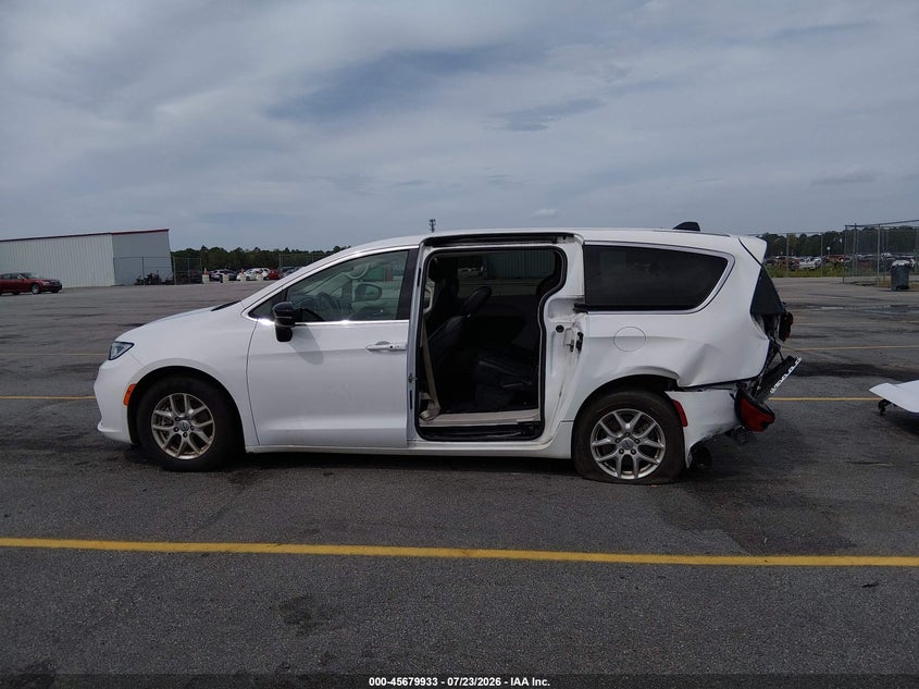CHRYSLER PACIFICA - zdjęcie 15