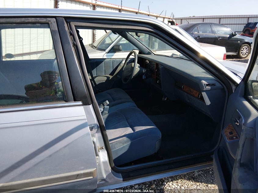 1995 BUICK CENTURY auction photo 5