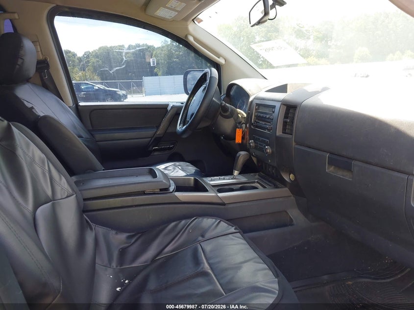 2011 NISSAN TITAN auction photo 5