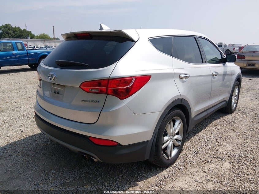 2013 HYUNDAI SANTA FE auction photo 4