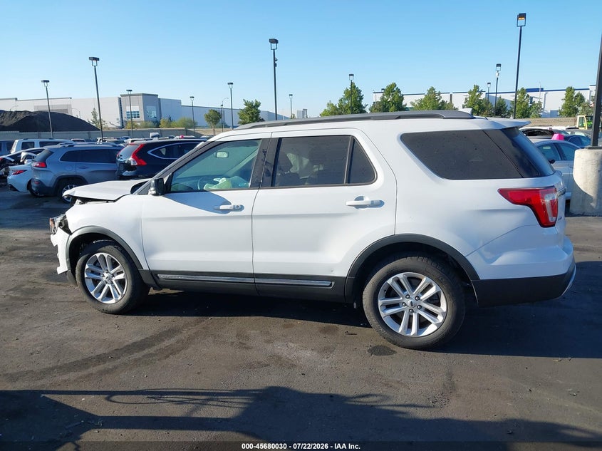2017 Ford Explorer Xlt VIN: 1FM5K7D83HGD55607 Lot: 45680030