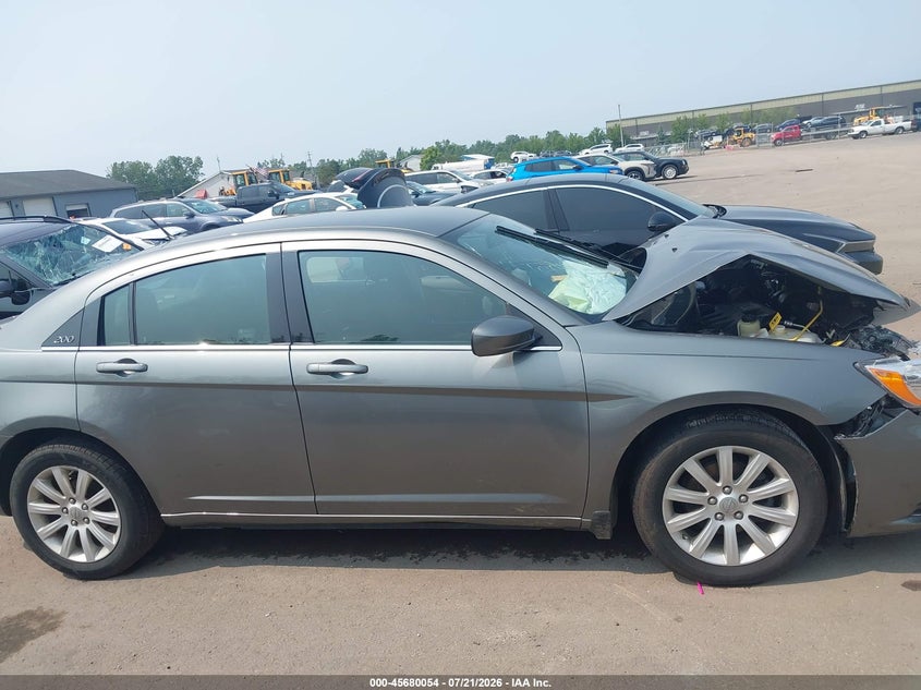 2013 Chrysler 200 Touring VIN: 1C3CCBBB6DN580396 Lot: 45680054