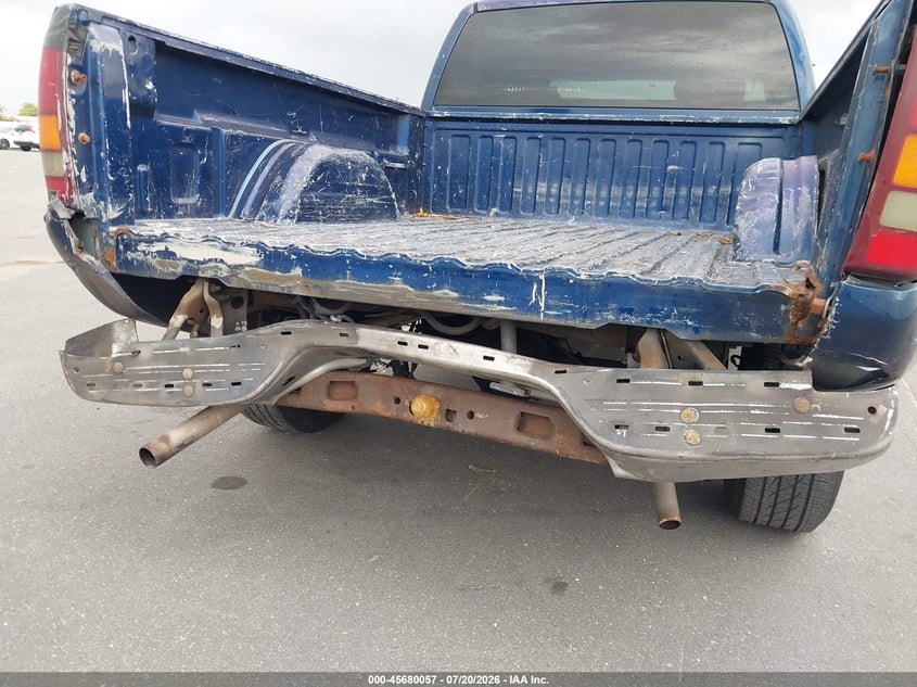 2000 Chevrolet Silverado 1500 Ls VIN: 2GCEC19V7Y1368080 Lot: 45680057