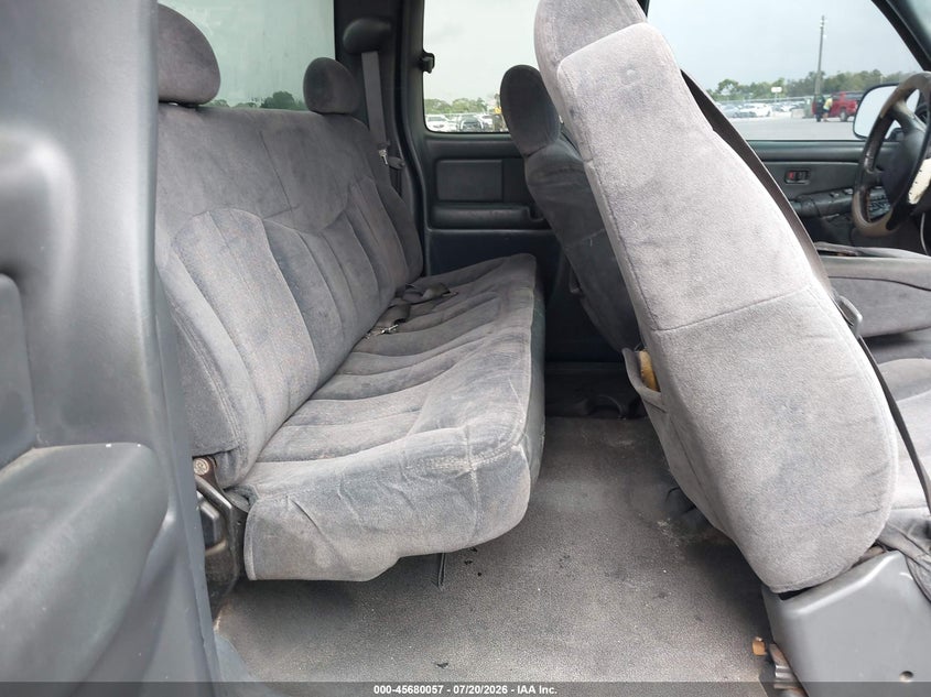 2000 Chevrolet Silverado 1500 Ls VIN: 2GCEC19V7Y1368080 Lot: 45680057