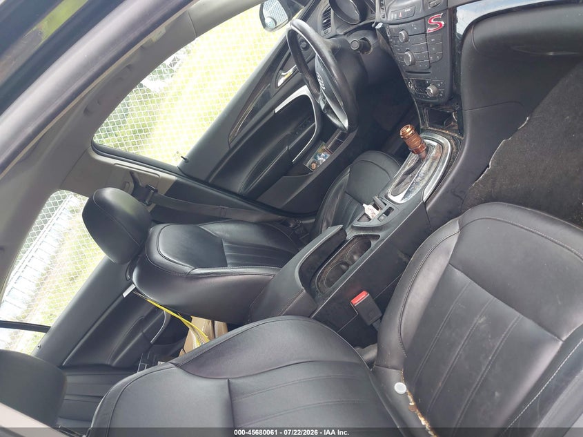 2012 BUICK REGAL auction photo 5