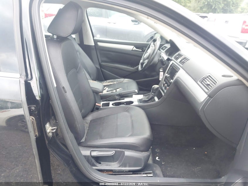 VOLKSWAGEN PASSAT 2013 VIN 1VWBP7A39DC013059